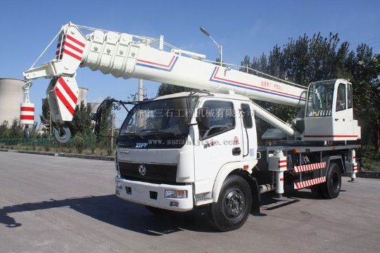 點(diǎn)擊查看詳細(xì)信息<br>標(biāo)題：12-16噸汽車吊 閱讀次數(shù)：3333