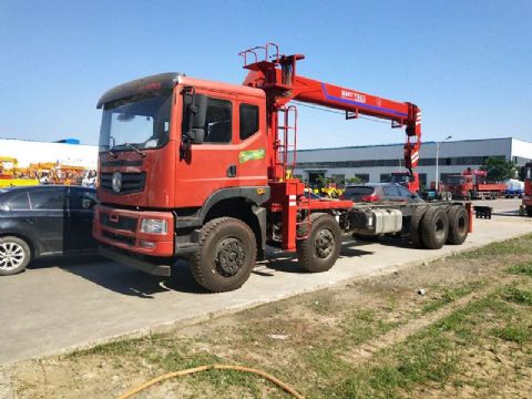 點擊查看詳細信息<br>標題：12噸前四后八隨車吊 閱讀次數(shù)：1184