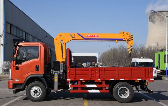 點(diǎn)擊查看詳細(xì)信息<br>標(biāo)題：4噸大運(yùn)隨車吊 閱讀次數(shù)：1679