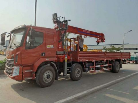 點(diǎn)擊查看詳細(xì)信息<br>標(biāo)題：柳汽前四后四隨車吊 閱讀次數(shù)：1630